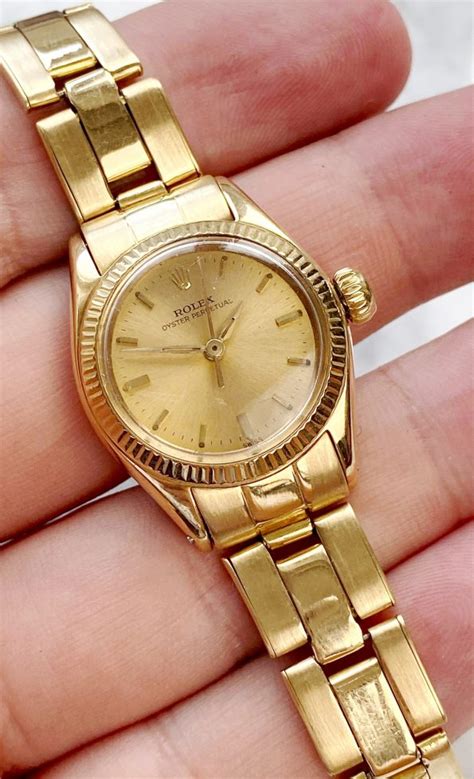 vintage rolex gold ladies watch